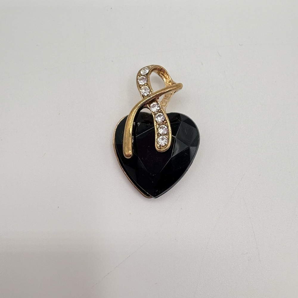 Vintage Black Faceted Heart Pendant Gold Tone Ribbon With Rhinestones